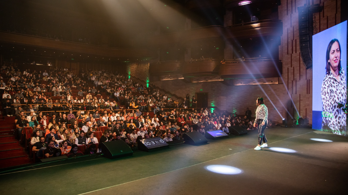 SDA — grande auditório